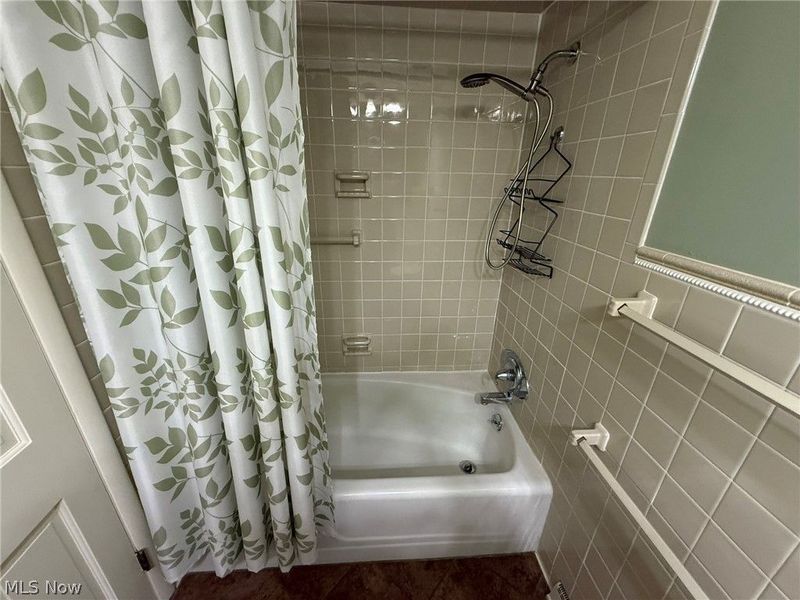 1927 N Walnut Street, Dover, OH 44622 Photo 22
