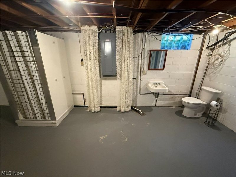 1927 N Walnut Street, Dover, OH 44622 Photo 46