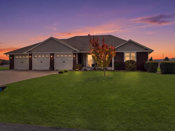 N12921 Larkspur ROAD, Trempealeau, WI 54661