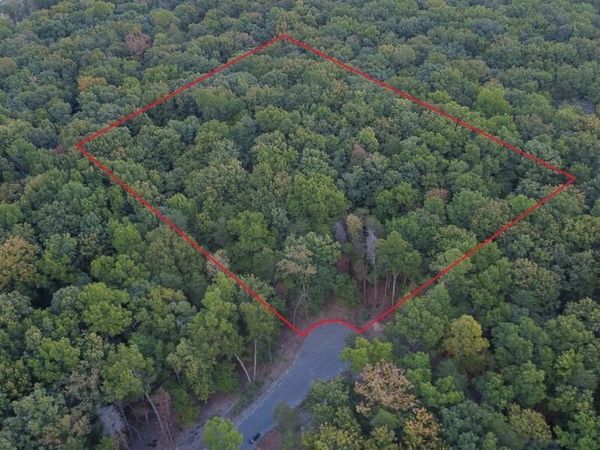 1591 Overlook Drive, Spencer, TN 38585