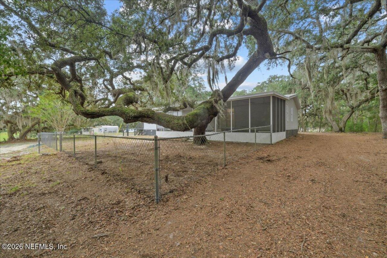 268 Beulah Church Road, Welaka, FL 32193 Photo