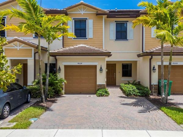 4664 Banker Ter , Davie, FL 33314