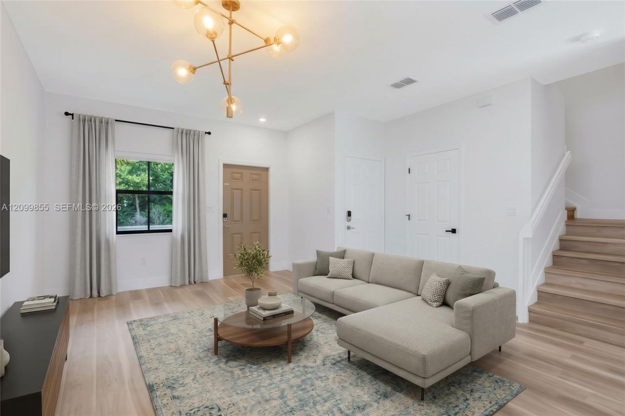 4664 Banker Ter , Davie, FL 33314 Photo