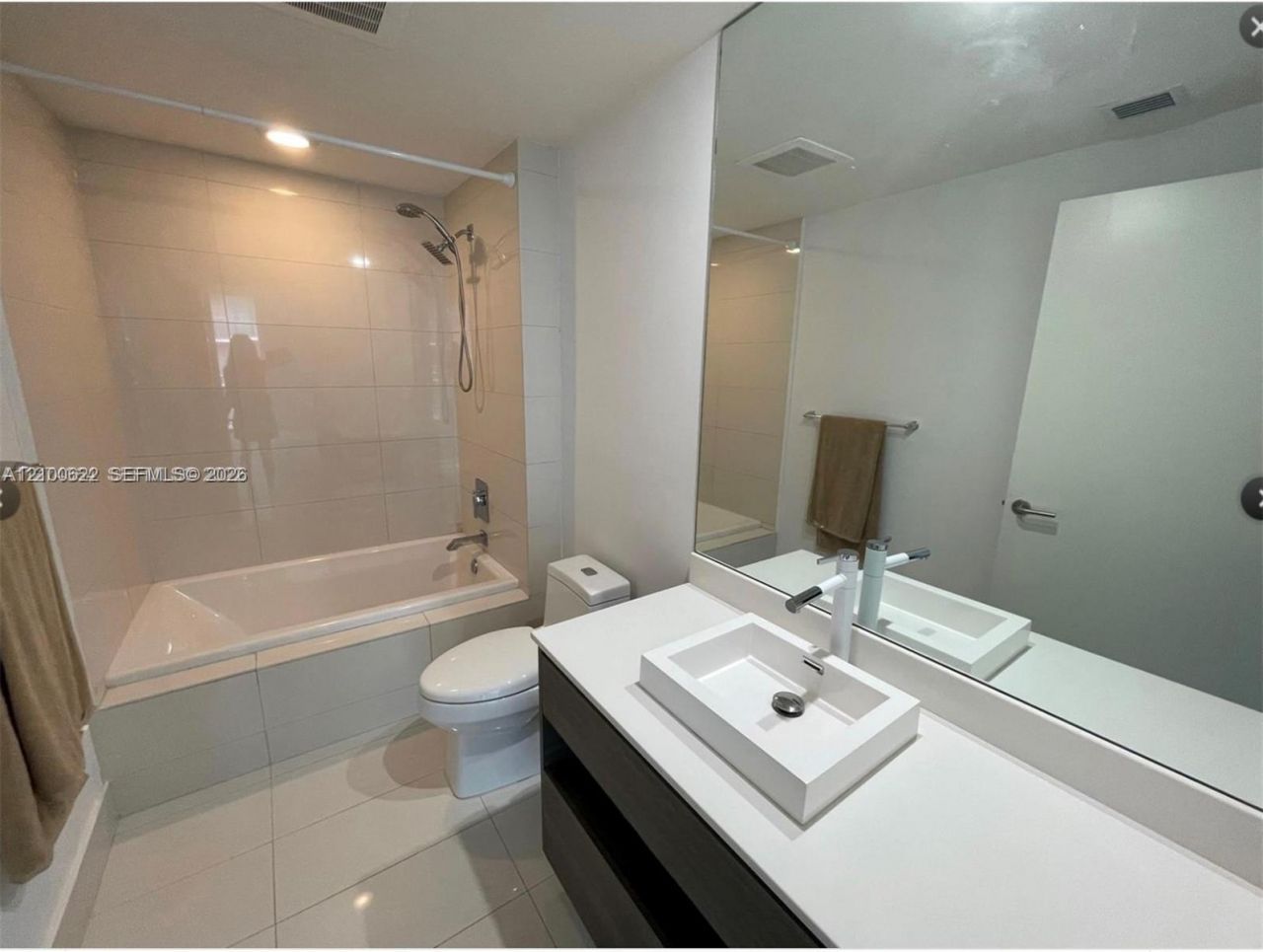 1100 S Miami Ave , Unit 1406, Miami, FL 33130 Photo