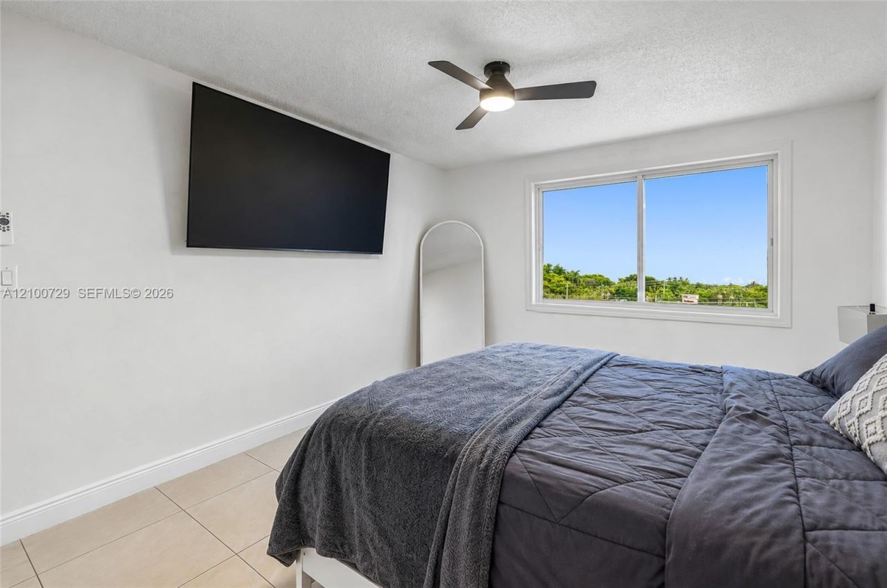 1251 NE 108th St , Unit 501, Miami, FL 33161 Photo