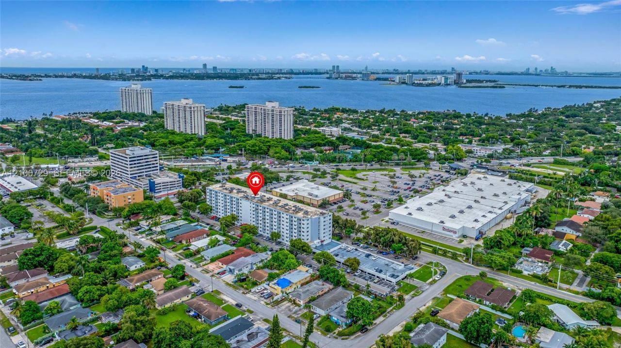 1251 NE 108th St , Unit 501, Miami, FL 33161 Photo