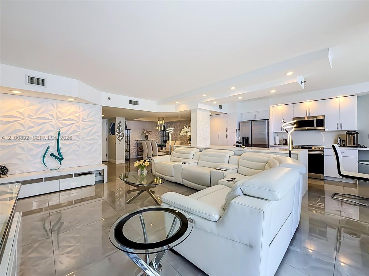 16485 Collins Ave, Unit 2635, Sunny Isles Beach, FL 33160 Photo