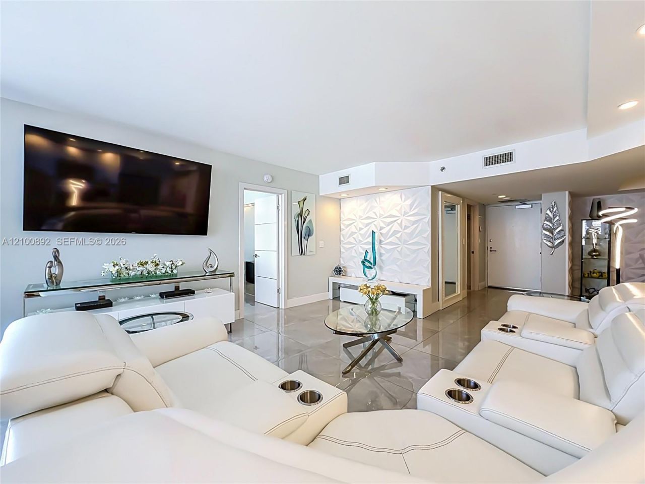 16485 Collins Ave, Unit 2635, Sunny Isles Beach, FL 33160 Photo
