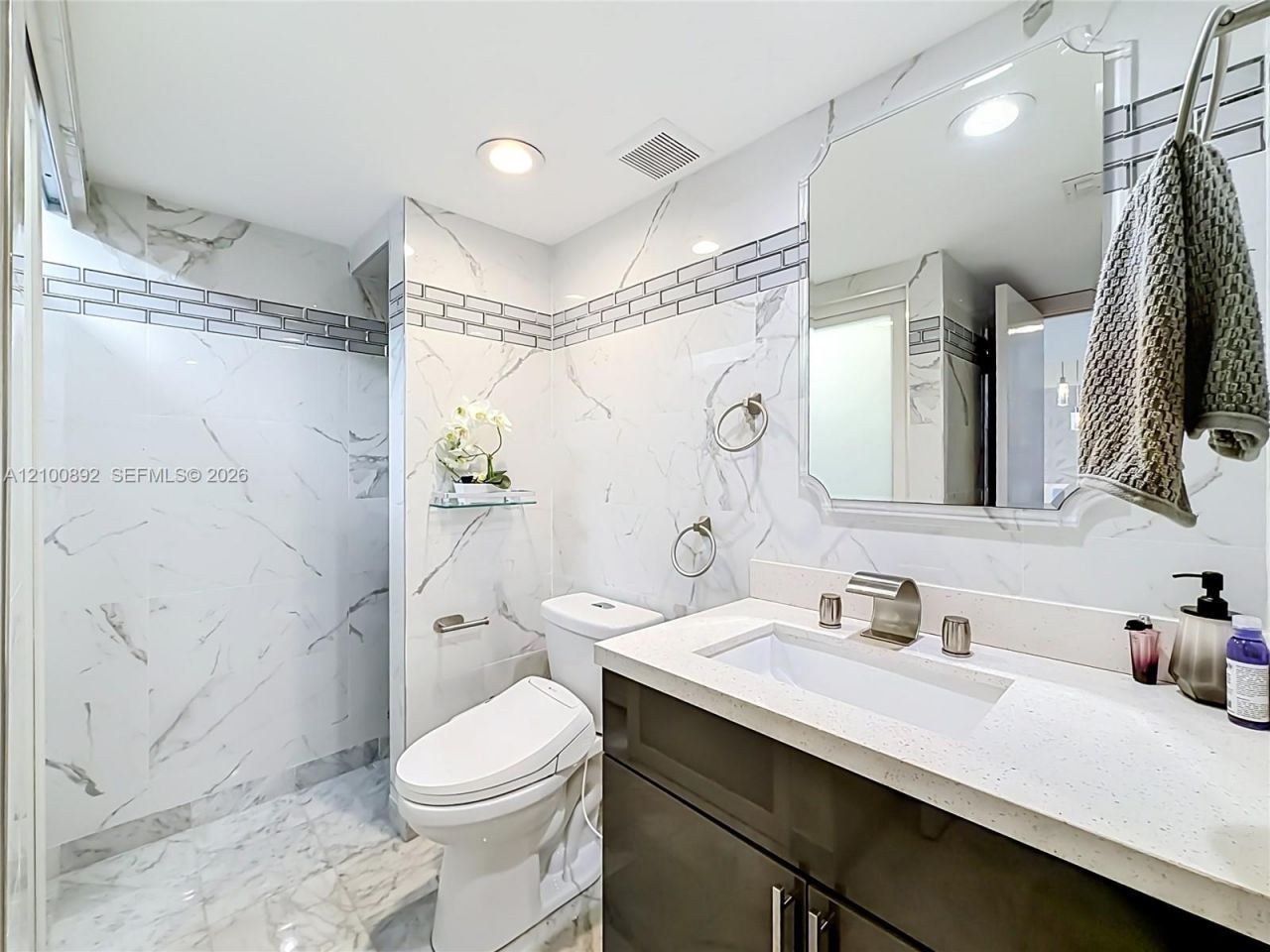 16485 Collins Ave, Unit 2635, Sunny Isles Beach, FL 33160 Photo