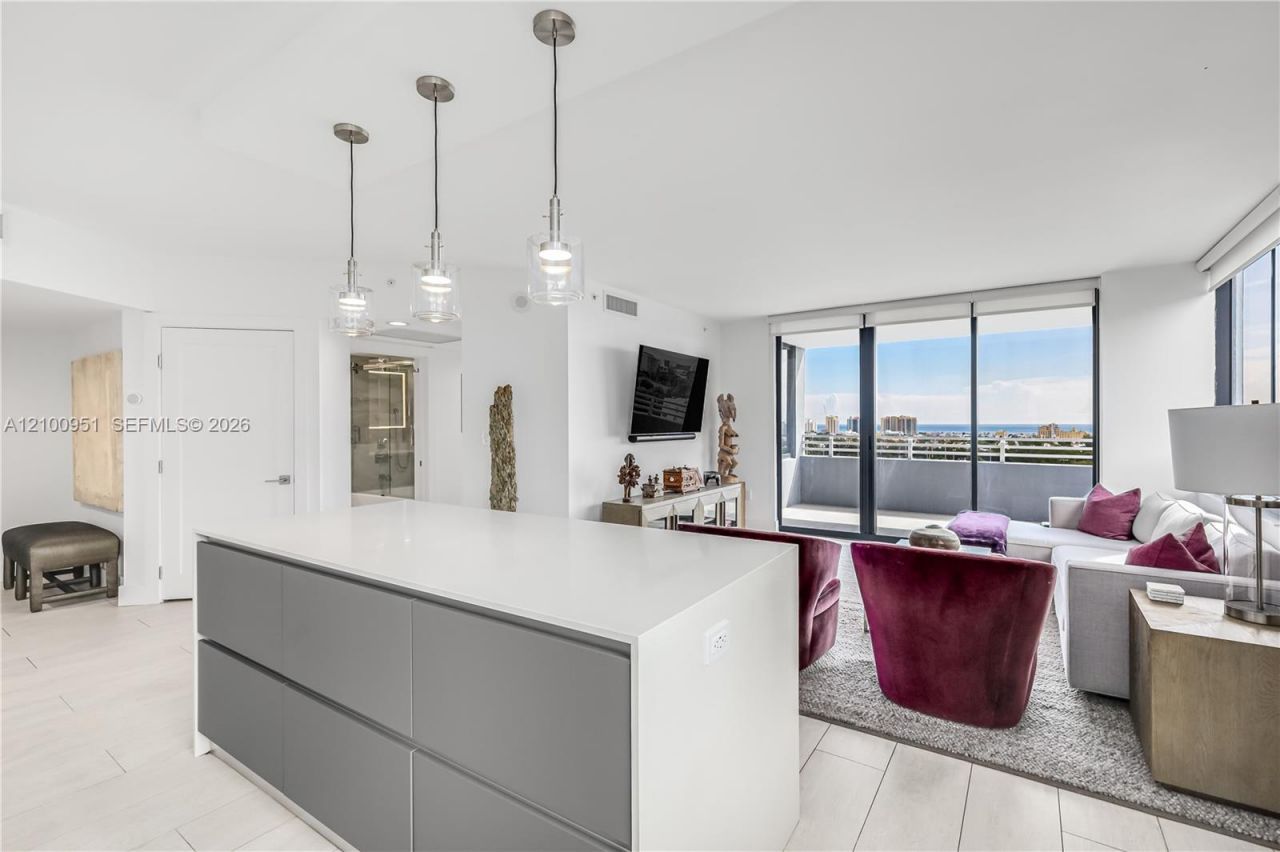 1330 West Ave, Unit 1514, Miami Beach, FL 33139 Photo
