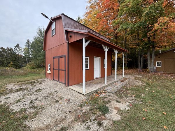 2004 Old Engadine RD, Newberry, MI 49868