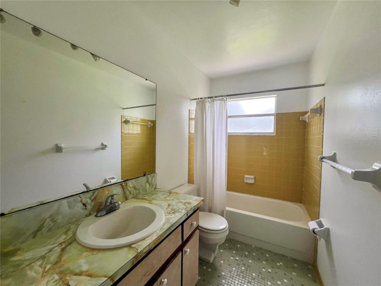 4205 34th Avenue Drive W, Bradenton, FL 34205 Photo