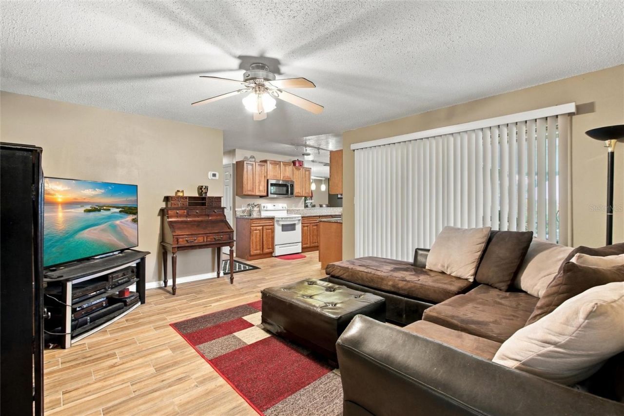 313 Robin Hill Drive , Altamonte Springs, FL 32701 Photo