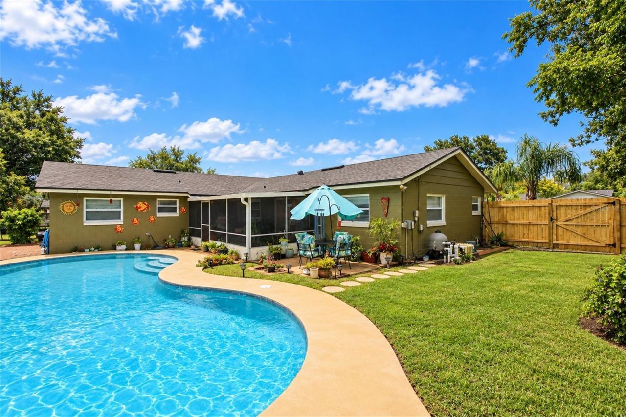 313 Robin Hill Drive , Altamonte Springs, FL 32701 Photo