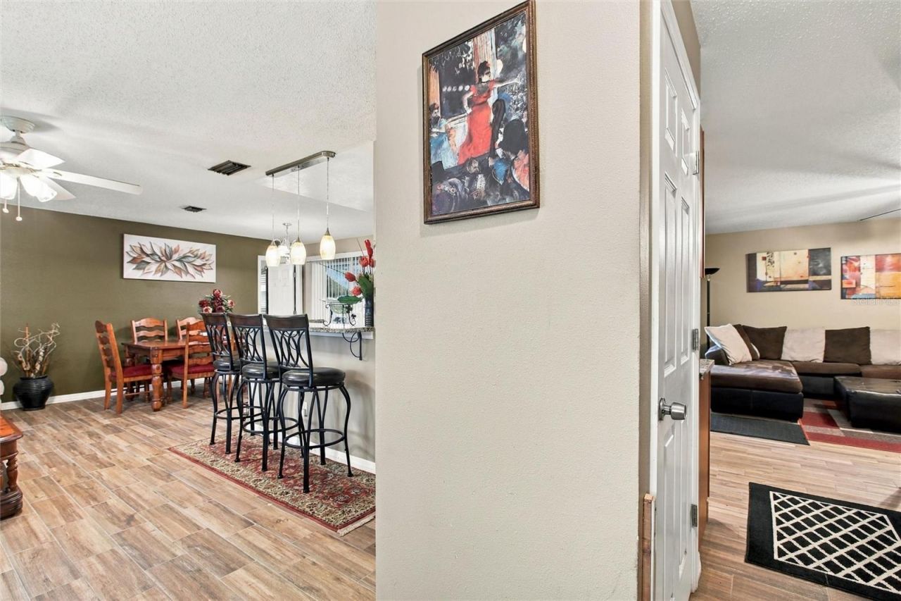 313 Robin Hill Drive , Altamonte Springs, FL 32701 Photo