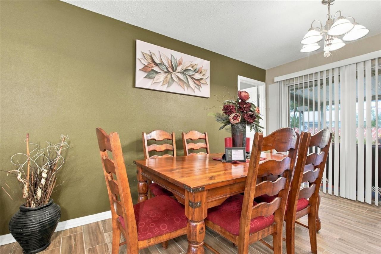 313 Robin Hill Drive , Altamonte Springs, FL 32701 Photo