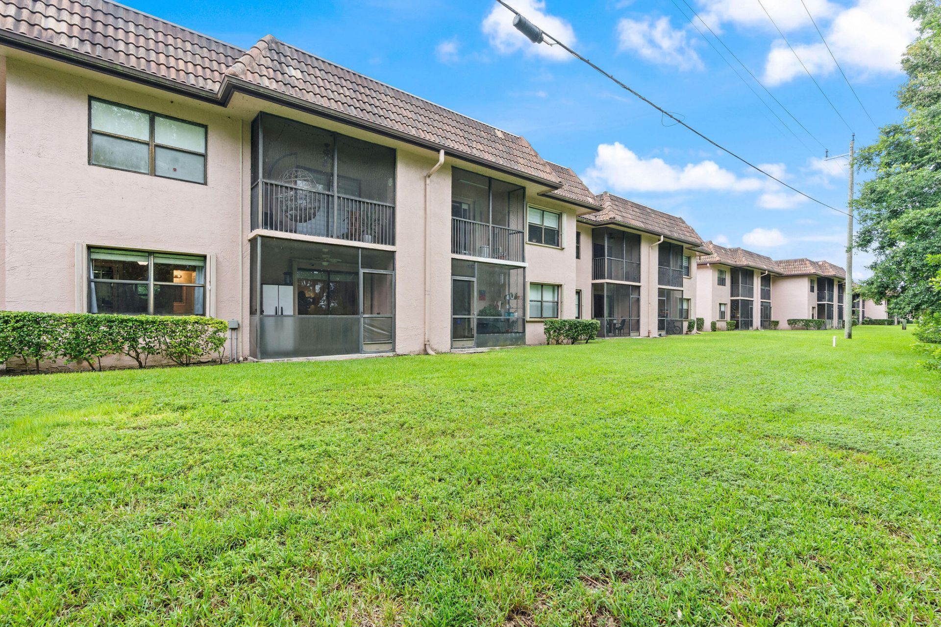 10417 NW 11th Street, Unit 104, Pembroke Pines, FL 33026 Photo