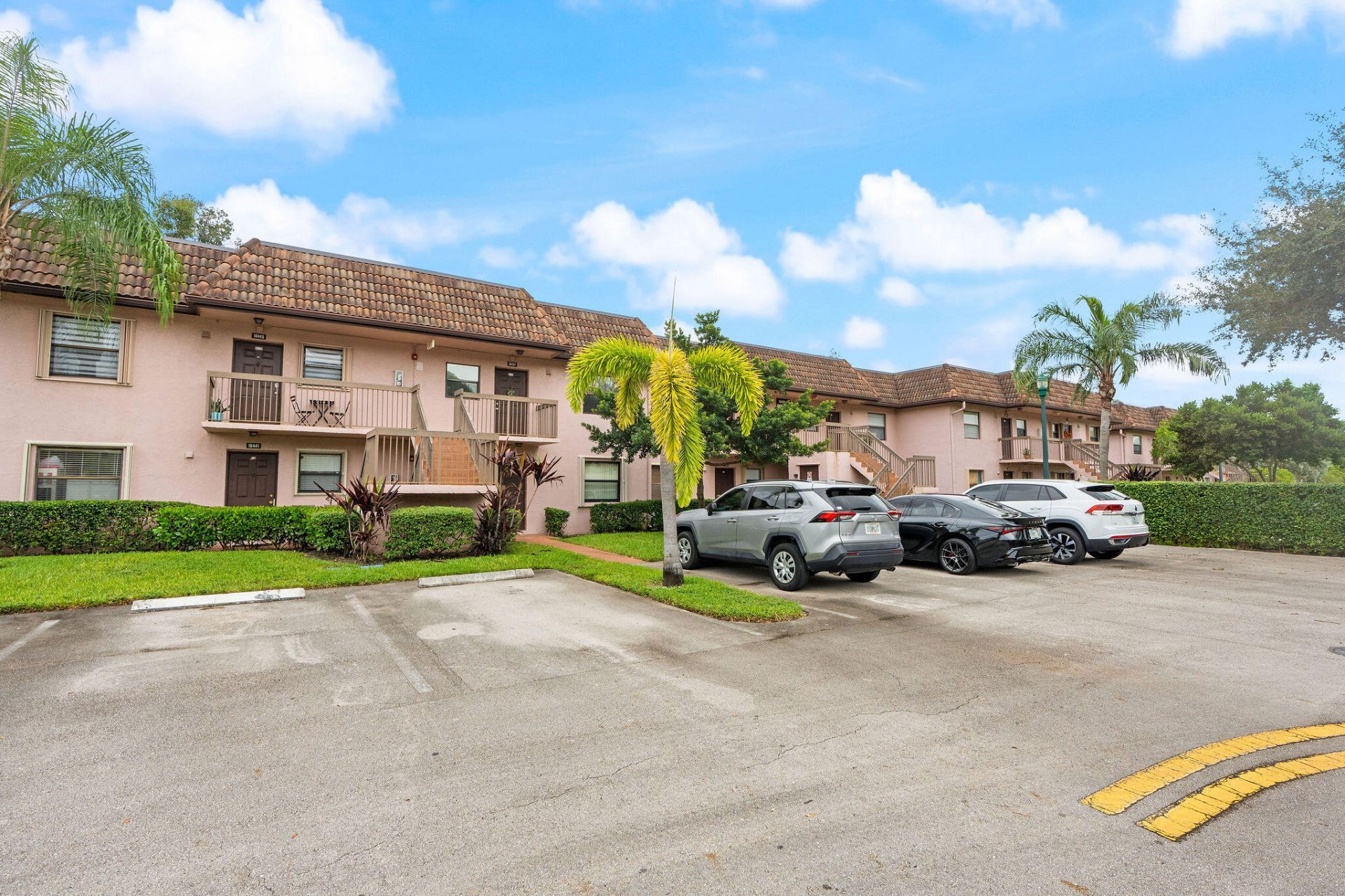 10417 NW 11th Street, Unit 104, Pembroke Pines, FL 33026 Photo