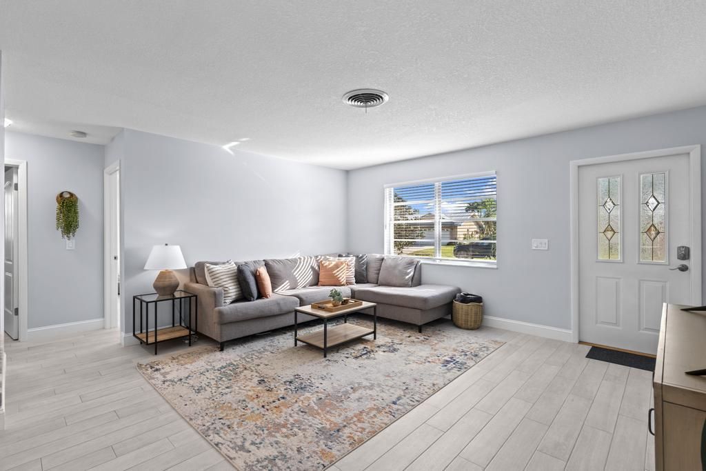 1593 NE 24th Street, Jensen Beach, FL 34957 Photo