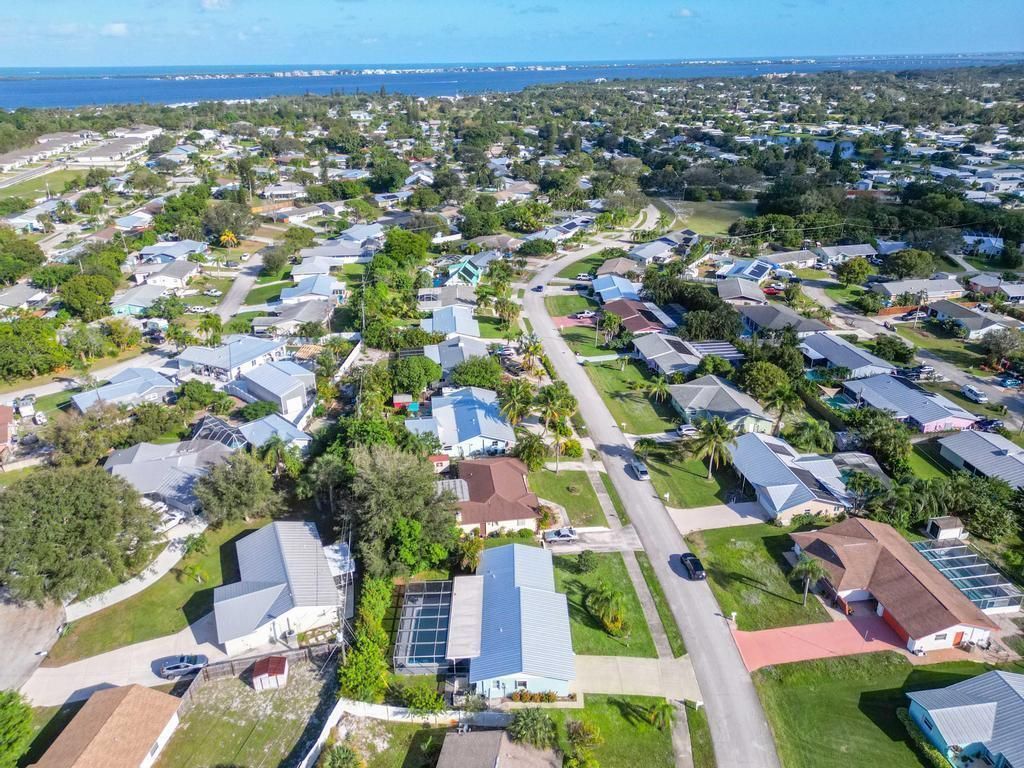 1593 NE 24th Street, Jensen Beach, FL 34957 Photo