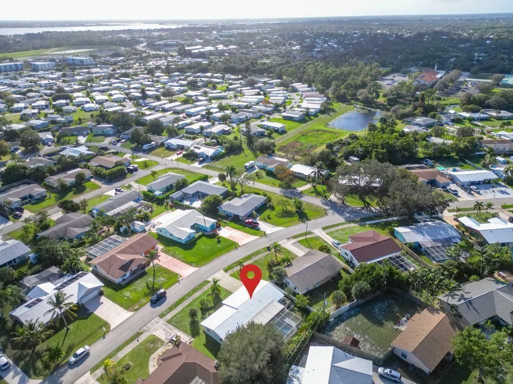 1593 NE 24th Street, Jensen Beach, FL 34957 Photo
