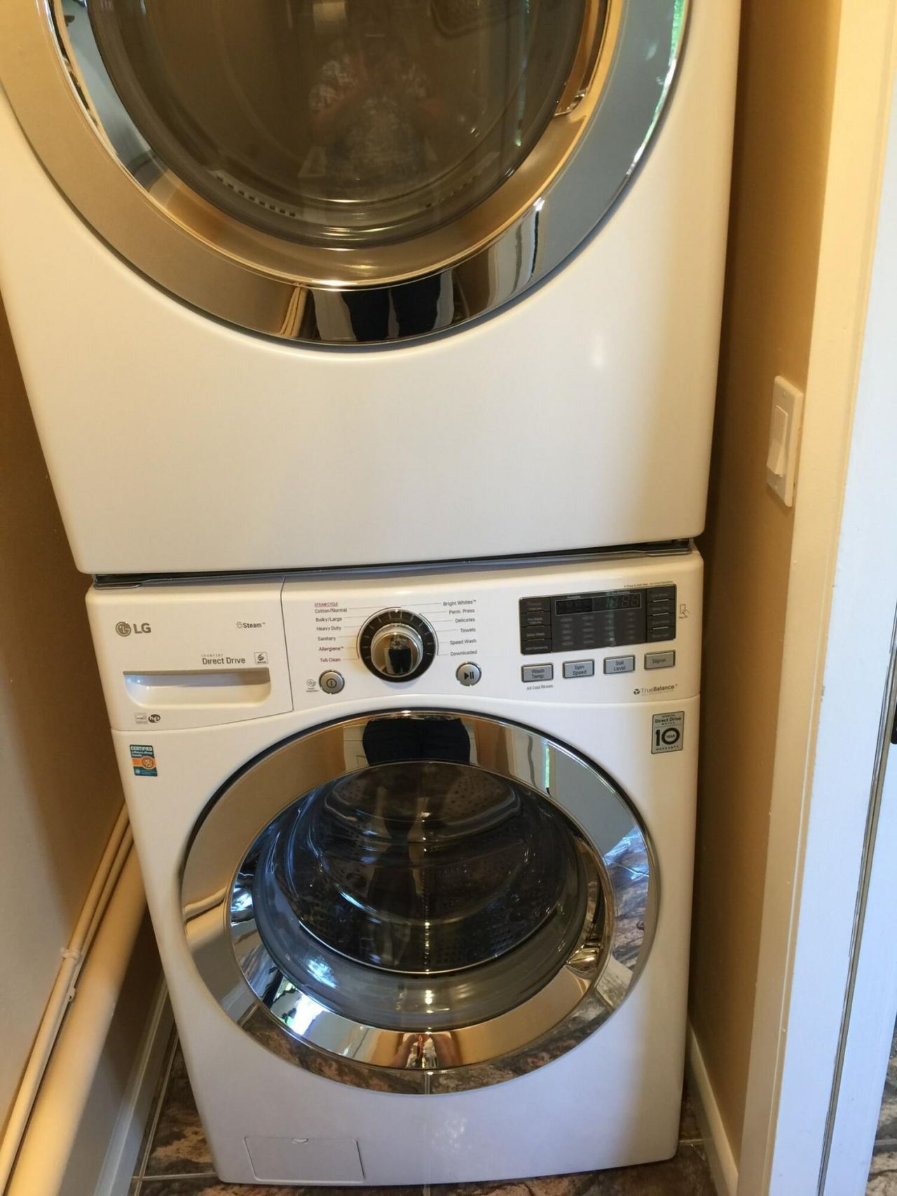 2641 Gately Drive W, Unit 402, West Palm Beach, FL 33415 Photo