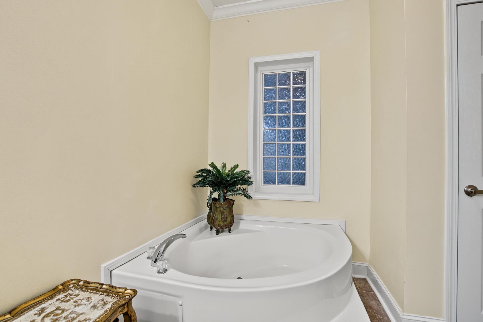 7909 Edingsville Beach Road Photo 16