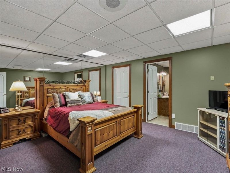 411 Donahey Avenue NE, New Philadelphia, OH 44663 Photo 46