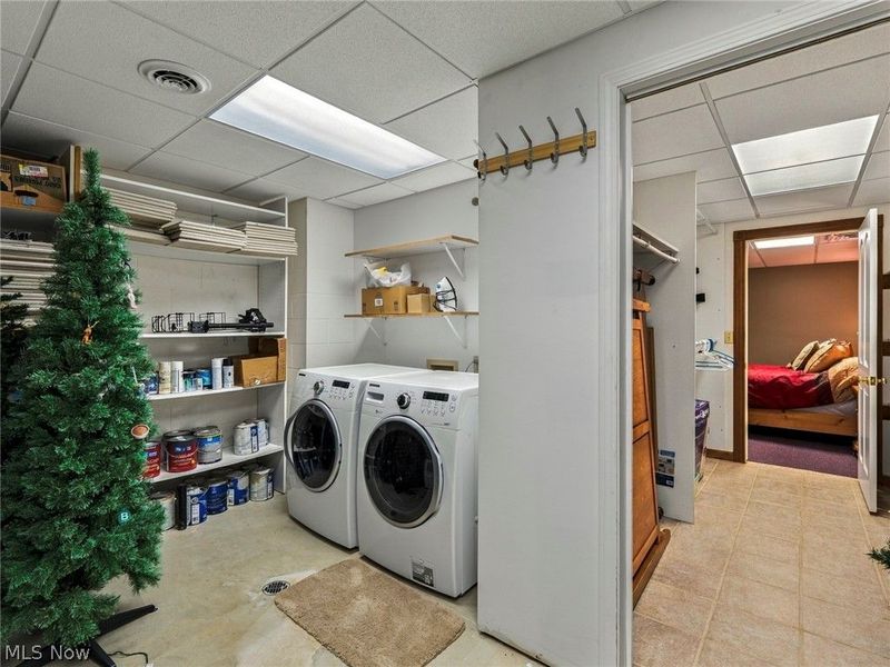411 Donahey Avenue NE, New Philadelphia, OH 44663 Photo 48