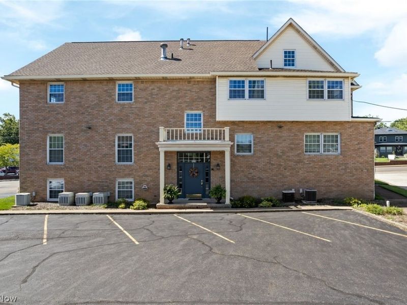 920 S Main Street, North Canton, OH 44720 Photo 3