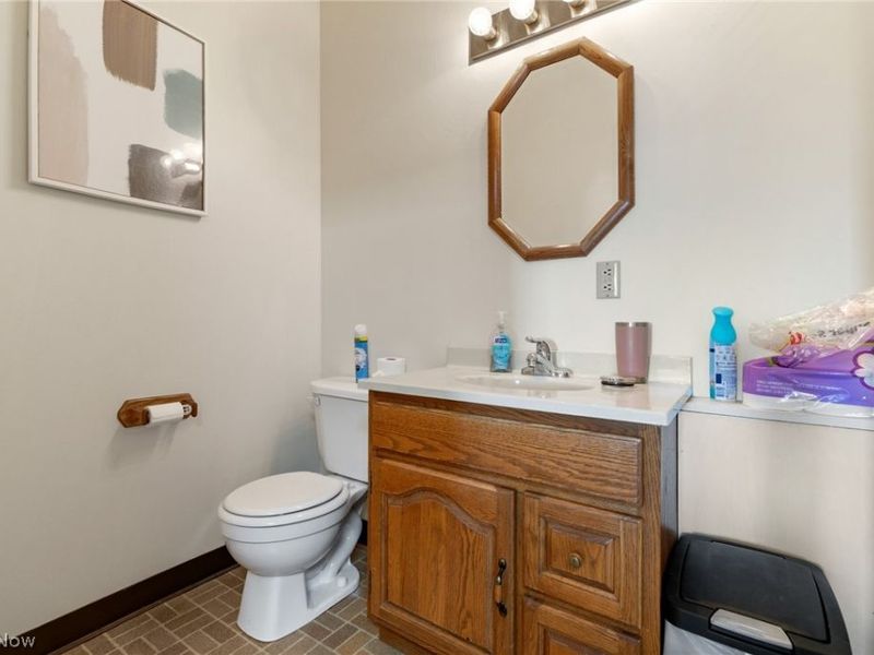 920 S Main Street, North Canton, OH 44720 Photo 6
