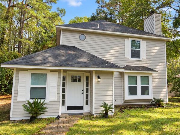 176 Country Manor Road, DeFuniak Springs, FL 32435