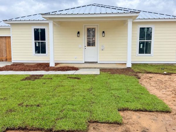 175 Phillips Drive, Gulfport, MS 39507