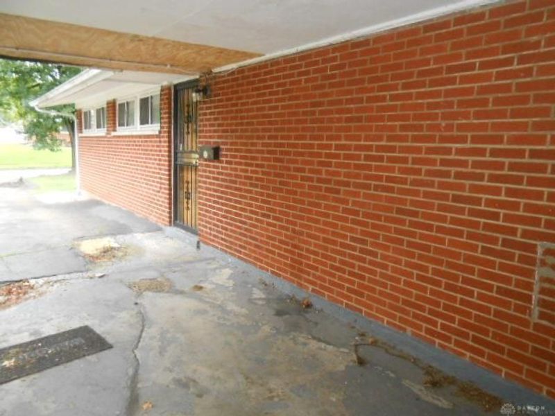 4638 Hedgewood Drive, Dayton, OH 45406 Photo 9