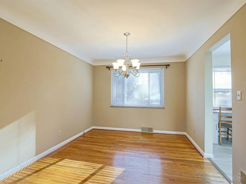 1190 Thurnridge Drive, Reading, OH 45215 Photo 10