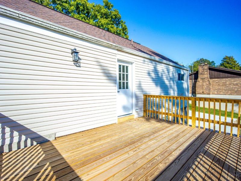 6435 Louese Lane, Cincinnati, OH 45248 Photo 6
