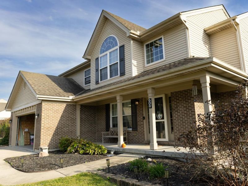 609 Wood Bluff Lane, Harrison, OH 45030 Photo 2