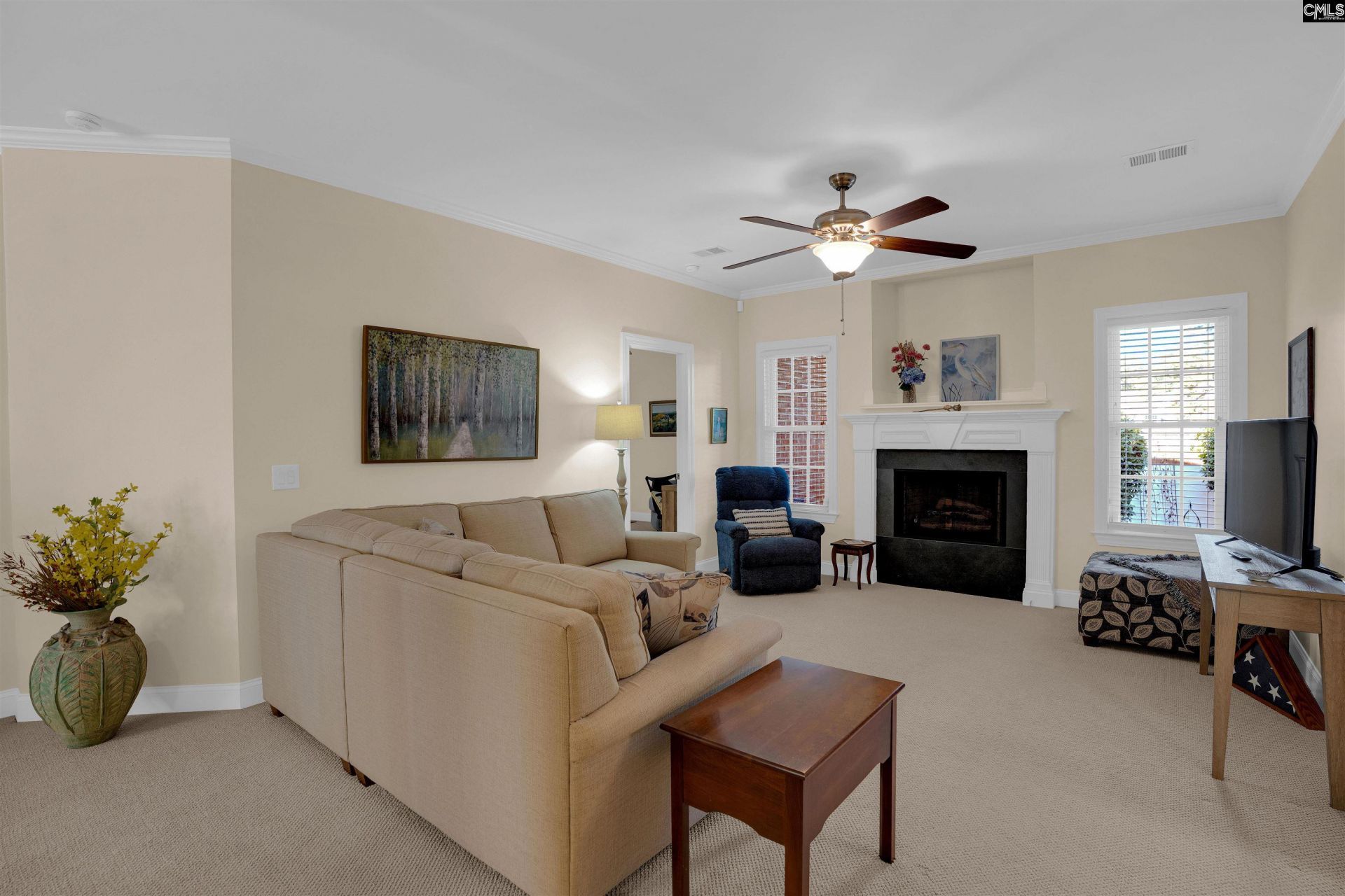 227 Fairway Ridge Drive  Photo 12