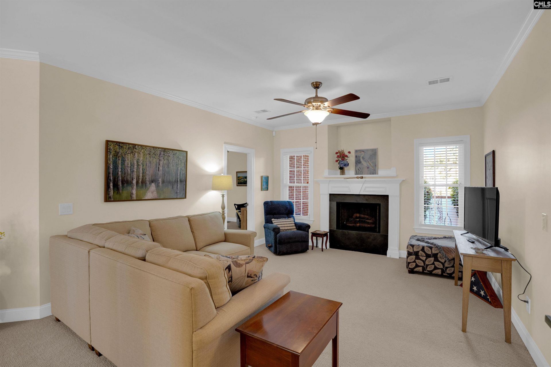227 Fairway Ridge Drive  Photo 8