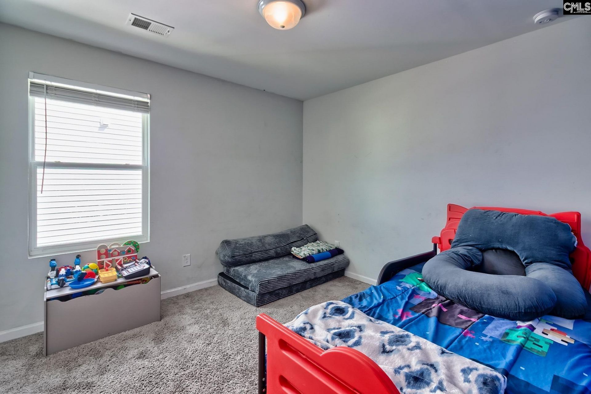 395 Keeble Drive  Photo 17