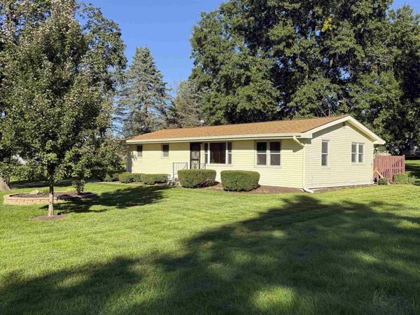 237 S Oak Street, STILLMAN VALLEY, IL 61084