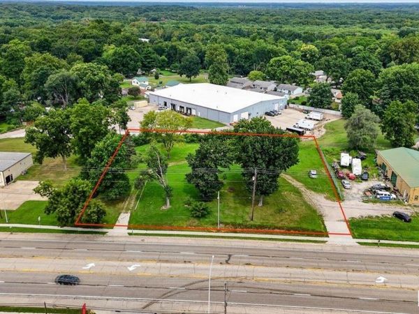 3945 PEORIA Road, Springfield, IL 62702