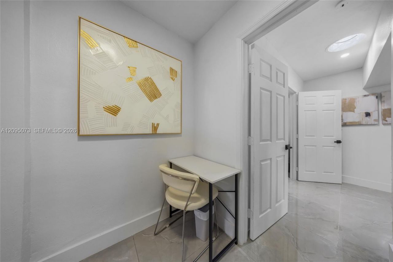 1137 SW 8th Ter , Fort Lauderdale, FL 33315 Photo