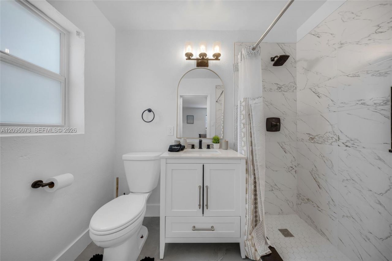 1137 SW 8th Ter , Fort Lauderdale, FL 33315 Photo