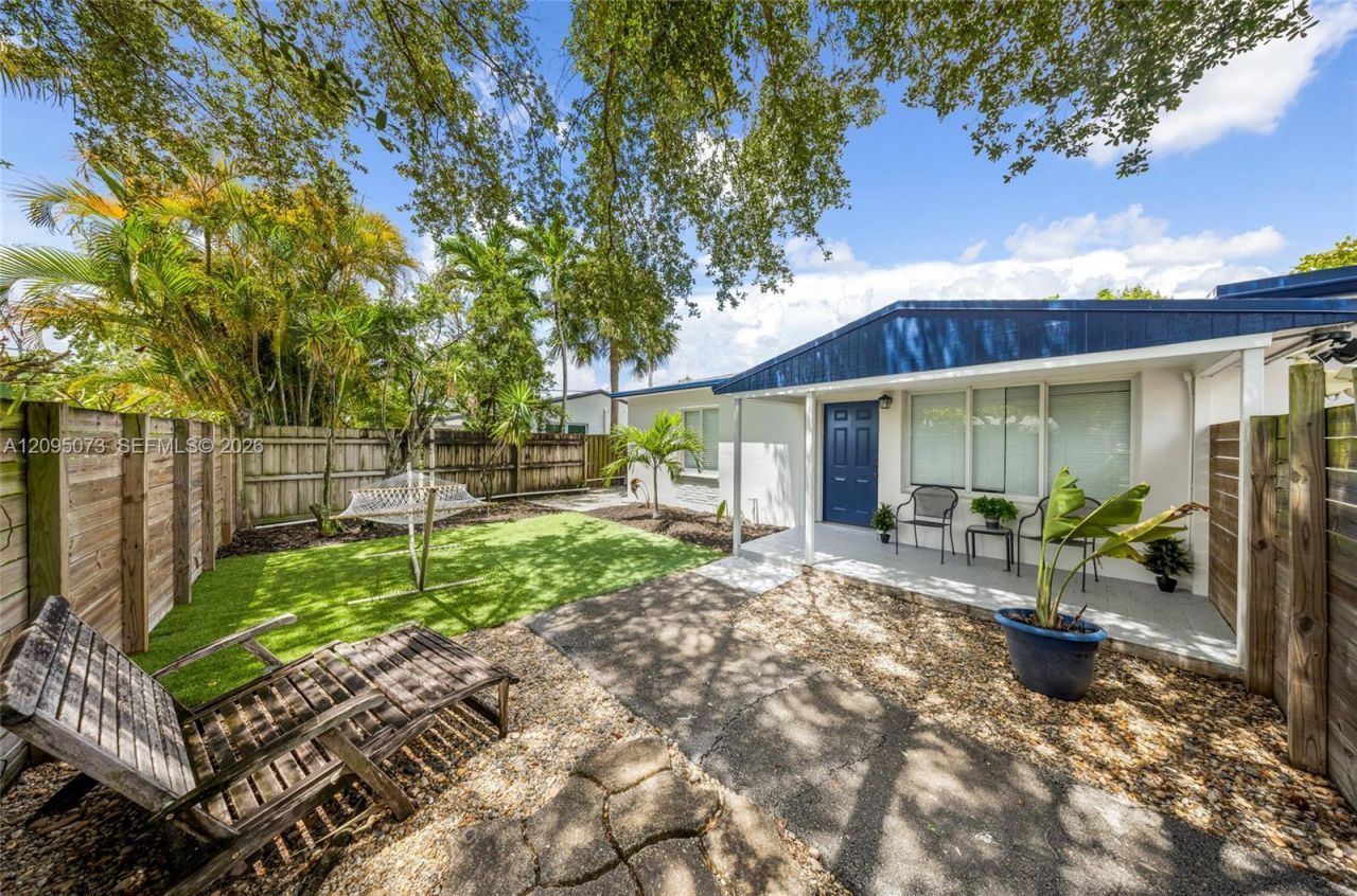 1137 SW 8th Ter , Fort Lauderdale, FL 33315 Photo