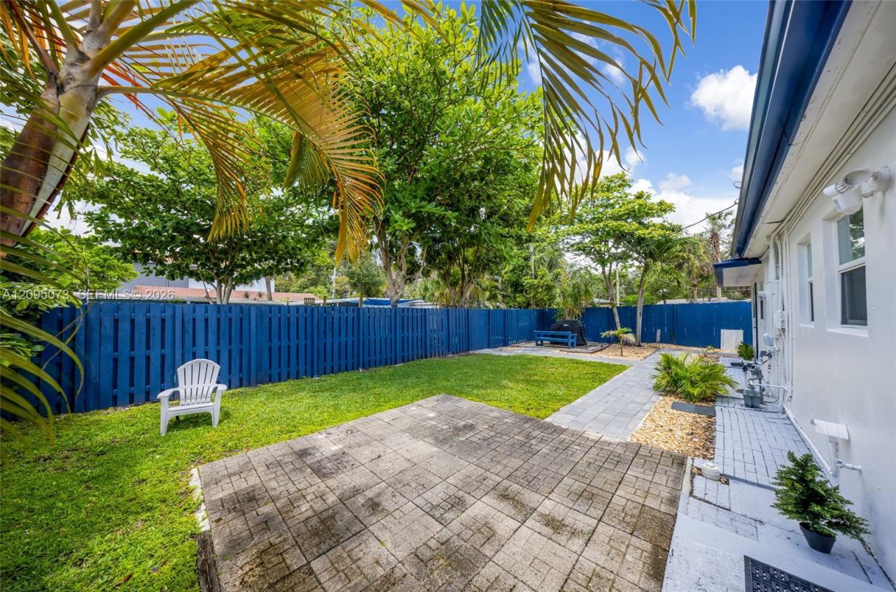 1137 SW 8th Ter , Fort Lauderdale, FL 33315 Photo