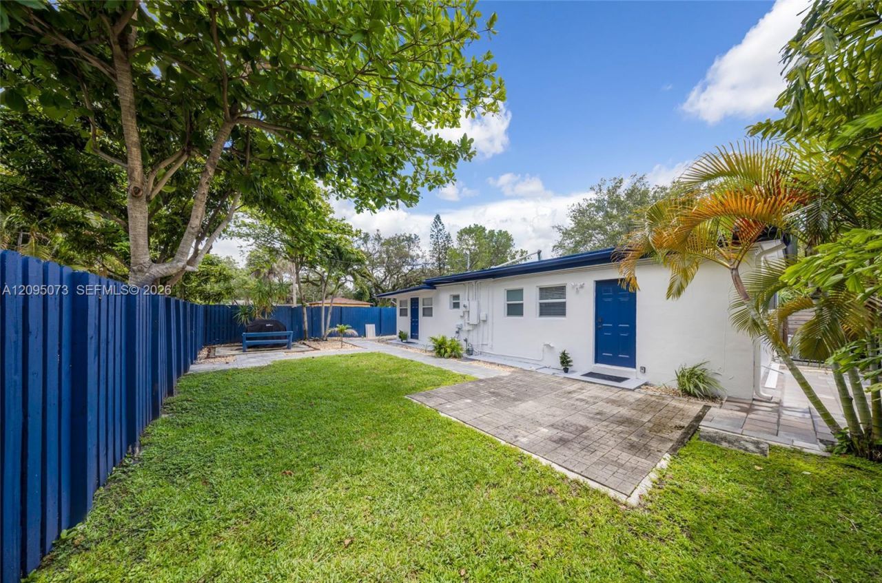 1137 SW 8th Ter , Fort Lauderdale, FL 33315 Photo