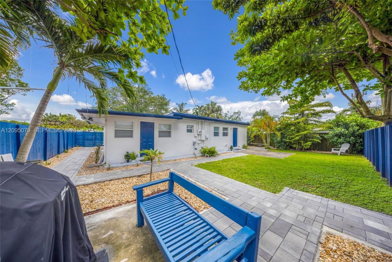 1137 SW 8th Ter , Fort Lauderdale, FL 33315 Photo