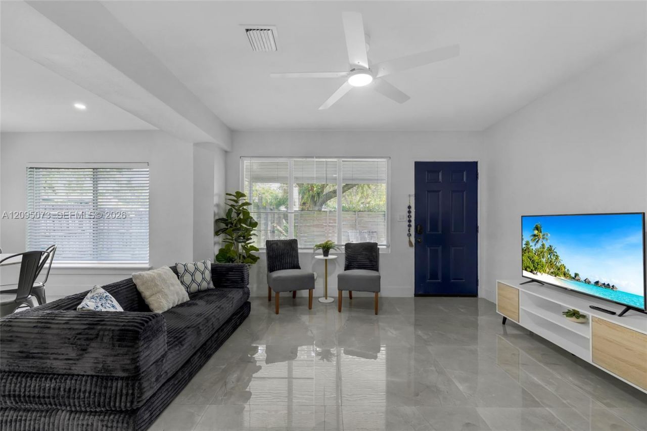 1137 SW 8th Ter , Fort Lauderdale, FL 33315 Photo