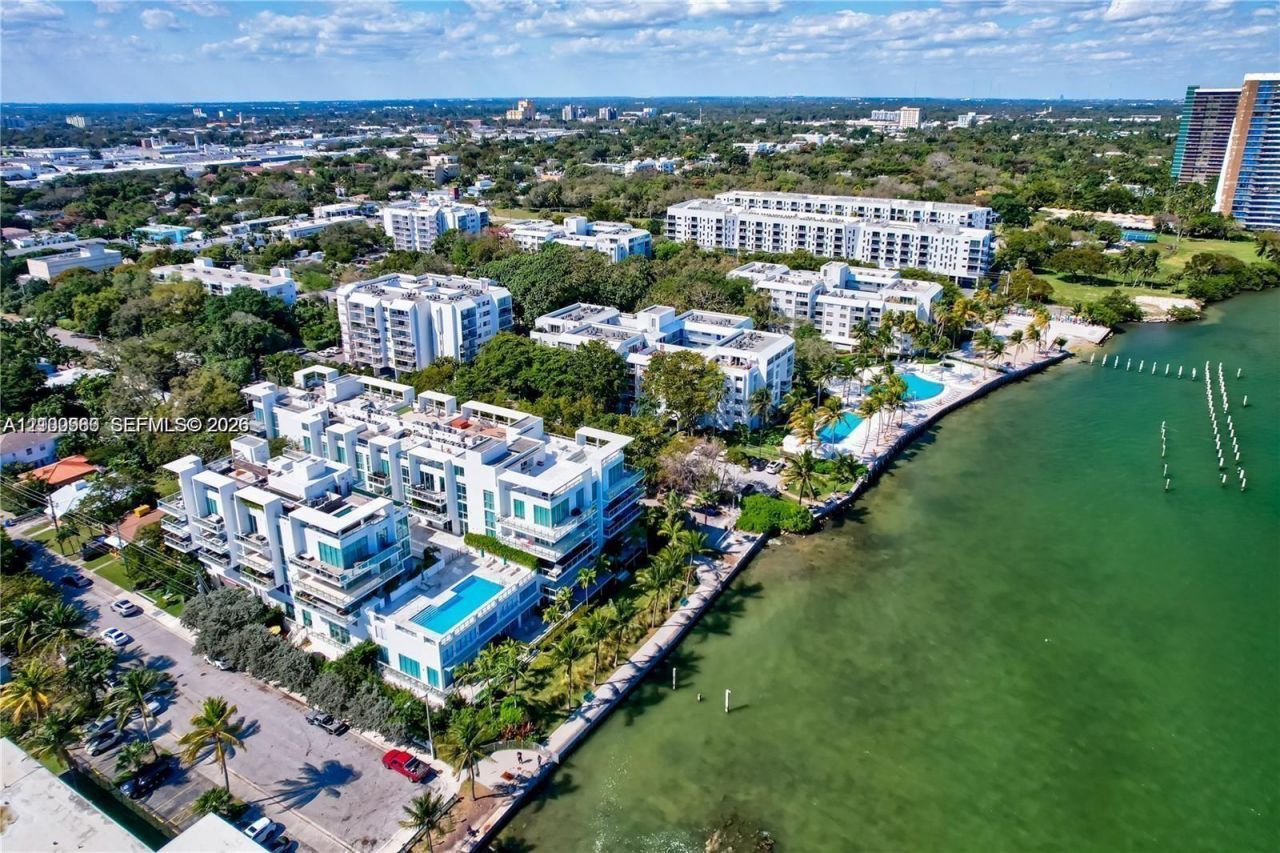 720 NE 62nd St , Unit 307, Miami, FL 33138 Photo
